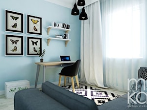 Między czernią a bielą - Średni niebieski pokój dziecka dla nastolatka dla chłopca dla dziewczynki, styl nowoczesny - zdjęcie od M!kaDesign