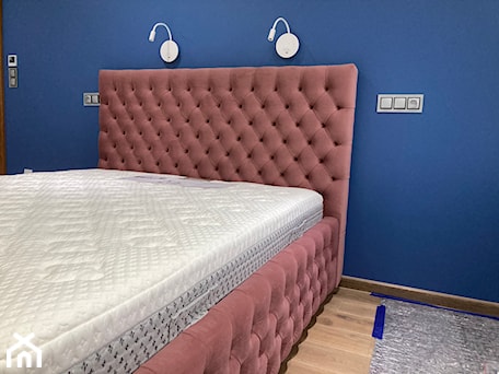 Aranżacje wnętrz - Sypialnia: Łóżko Sylvia 160x200 materac Magniflex Dolce Vita comfort dual 9 firm - Sypialnie Roxa. Przeglądaj, dodawaj i zapisuj najlepsze zdjęcia, pomysły i inspiracje designerskie. W bazie mamy już prawie milion fotografii!