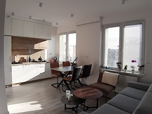 Dwa pokoje w kawalerce - Salon, styl nowoczesny - zdjęcie od MOKKA Kaja Jaskola