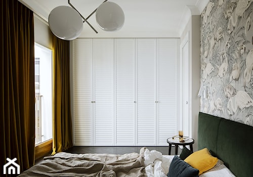 Kolorowe mieszkanie o pow. 100 m2 - Mała szara sypialnia, styl nowoczesny - zdjęcie od Archistory