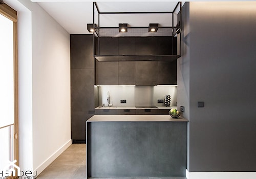 Czarne spieki w kuchni - zdjęcie od Monika Hardej Architekt