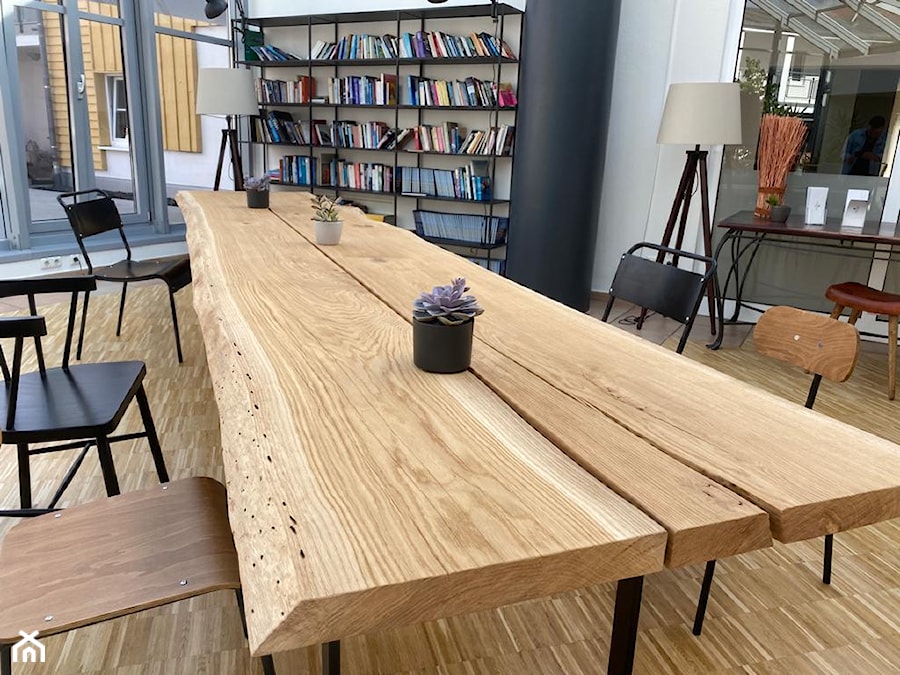 Stół z litego drewna - zdjęcie od HOLZOFFICE Meble