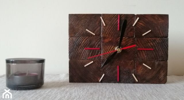Zegar drewniany kostka - zdjęcie od Handmade by Marzena