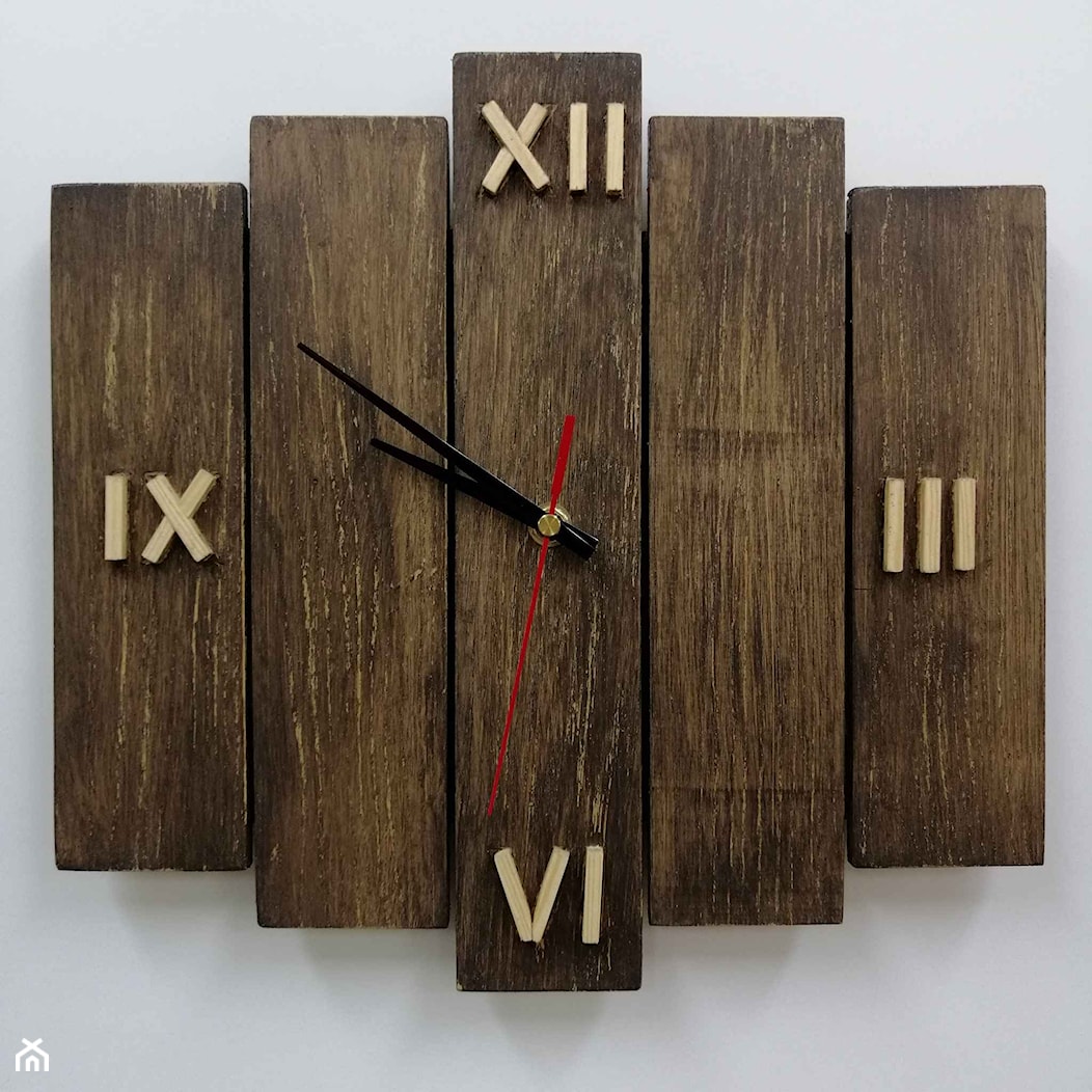 Zegar drewniany z desek mały drapany - zdjęcie od Handmade by Marzena - Homebook