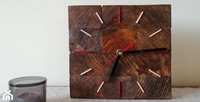 Zegar drewniany kostka - zdjęcie od Handmade by Marzena - Homebook