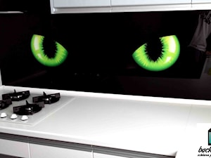 Kocie oczy, panele szklaen do kuchni, szkło z grafiką backsplash.pl - zdjęcie od backsplash.pl
