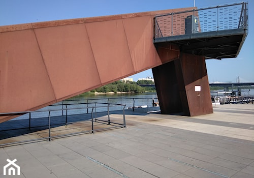corteen steel / rudy kolor stali - Wnętrza publiczne, styl industrialny - zdjęcie od totalwhitephoto