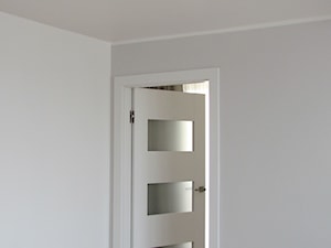 MIESZKANIE DLA DWOJGA 2 - Mały biały salon, styl minimalistyczny - zdjęcie od AWB studio