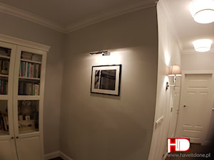 salon z widokiem na fragment korytarza - zdjęcie od have.it.done indywidualne projektowanie wnętrz