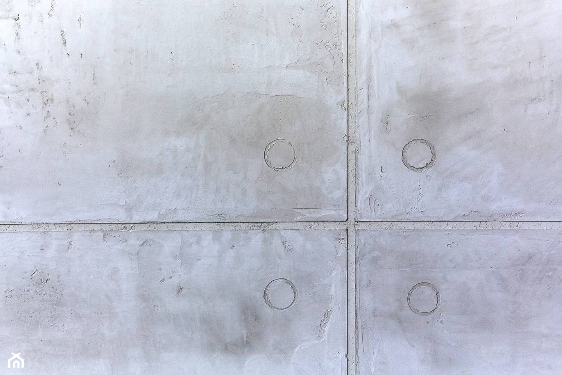 Mikrobeton – imitacja płyt betonowych - zdjęcie od mikro-BETON posadzki dekoracyjne - Homebook