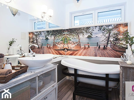 Aranżacje wnętrz - Łazienka: Projekt wnętrza łazienki mieszkania w stylu prowansalskim - Lilla Home. Przeglądaj, dodawaj i zapisuj najlepsze zdjęcia, pomysły i inspiracje designerskie. W bazie mamy już prawie milion fotografii!
