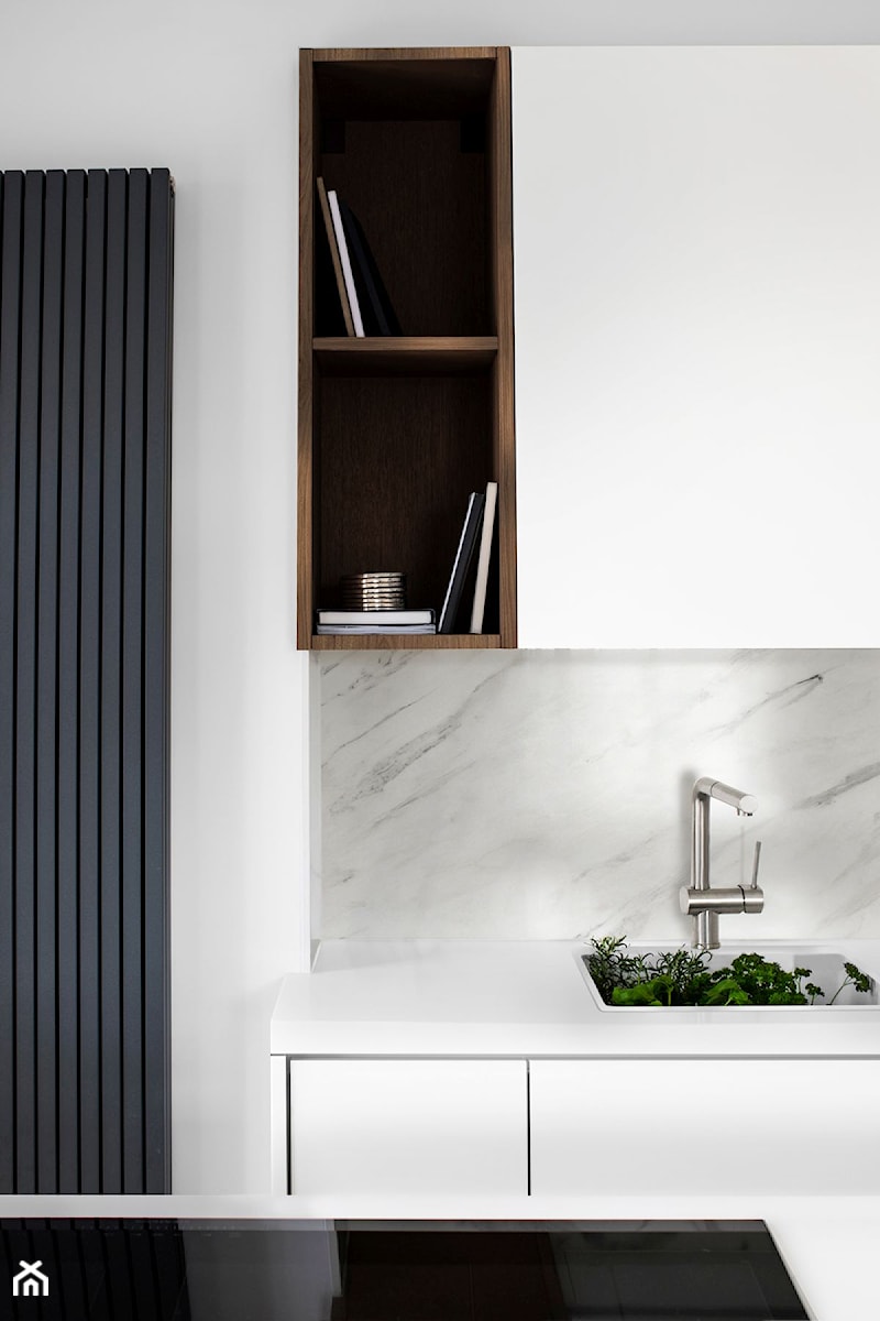 Biała kuchnia - to jest teraz modne! - Kuchnia, styl minimalistyczny - zdjęcie od Pfleiderer
