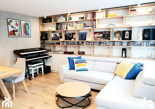 Metamorfoza mieszkania w bloku - Średni szary salon z jadalnią - zdjęcie od DG Studio