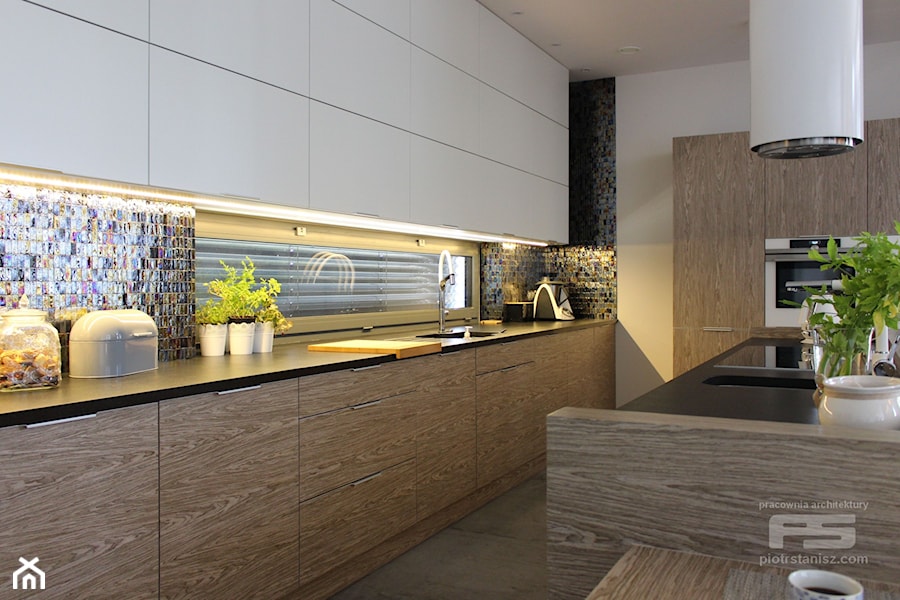 Silver - Kuchnia, styl minimalistyczny - zdjęcie od Pracownia Architektury PS Piotr Stanisz