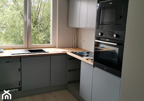 40m2 mieszkanie Świnoujście - Kuchnia, styl minimalistyczny - zdjęcie od MVision Studio Projektowe