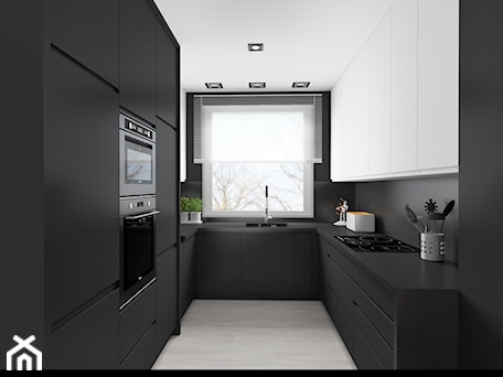 Aranżacje wnętrz - Kuchnia: Nowoczesne mieszkanie w czerni i drewnie - Średnia zamknięta czarna z zabudowaną lodówką z podblatowym zlewozmywakiem kuchnia w kształcie litery u z oknem z kompozytem na ścianie nad blatem kuchennym, styl nowoczesny - dekoton. Przeglądaj, dodawaj i zapisuj najlepsze zdjęcia, pomysły i inspiracje designerskie. W bazie mamy już prawie milion fotografii!