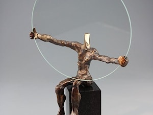 Tomasz Koclęga - rzeźby z brązu - zdjęcie od Art in House Gallery Online