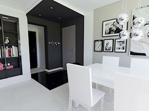 Mieszkanie glamour\nowoczesne - Hol / przedpokój, styl nowoczesny - zdjęcie od Projektowanie wnętrz Fortuna Dizajn