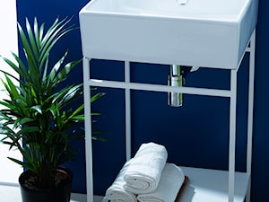 Konsola łazienkowa Stelaż pod umywalkę kwadratową 46×46 Biała konsola umywalkowa PYLON - zdjęcie od LadneBoProste