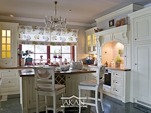 Kuchnia klasyczna - zdjęcie od AKAN Hand Made Furniture