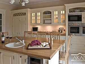 Kuchnia angielska - Kuchnia, styl tradycyjny - zdjęcie od AKAN Hand Made Furniture