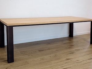 Stół z prostą krawędzią - Salon, styl nowoczesny - zdjęcie od Drew-wood