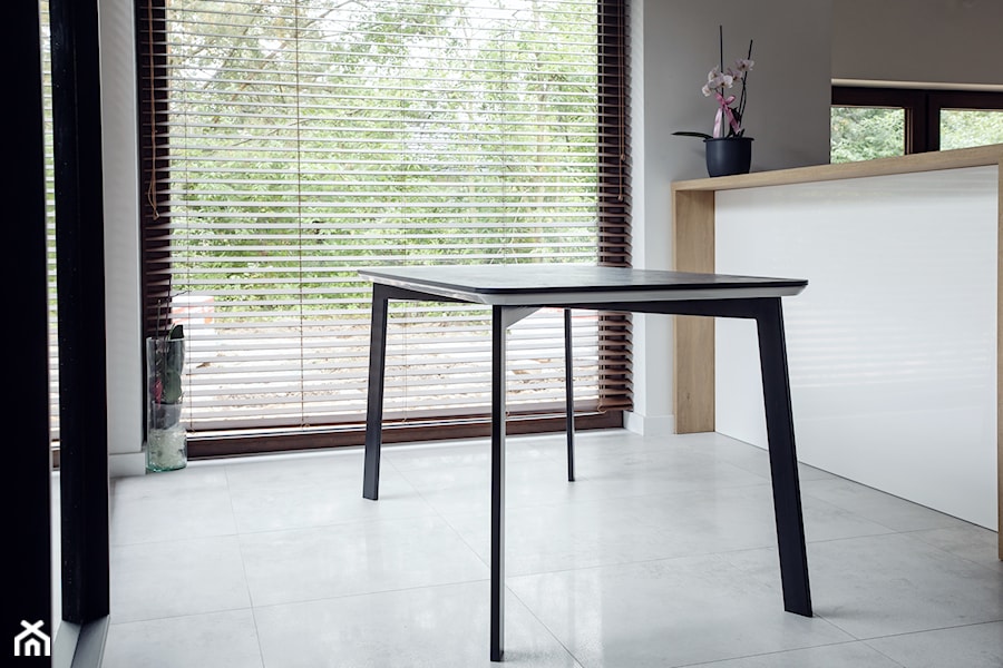Stół Black&White - Kuchnia, styl industrialny - zdjęcie od Drew-wood