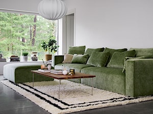 Marzy Ci się sofa w kolorze zieleni? Oto 5 pomysłów na aranżację salonu z zielonymi meblami