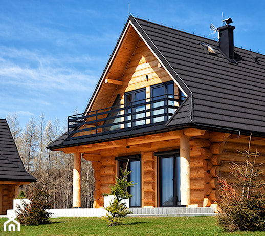 Jak urządzić drewniany dom?