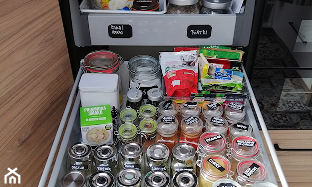 jak zorganizować szuflady w kuchni