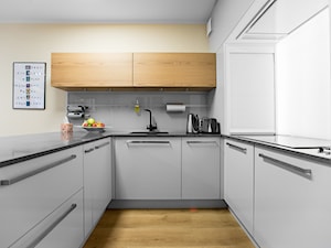 Funkcjonalna i innowacyjna przestrzeń kuchenna - zdjęcie od UNDERWOOD Meble