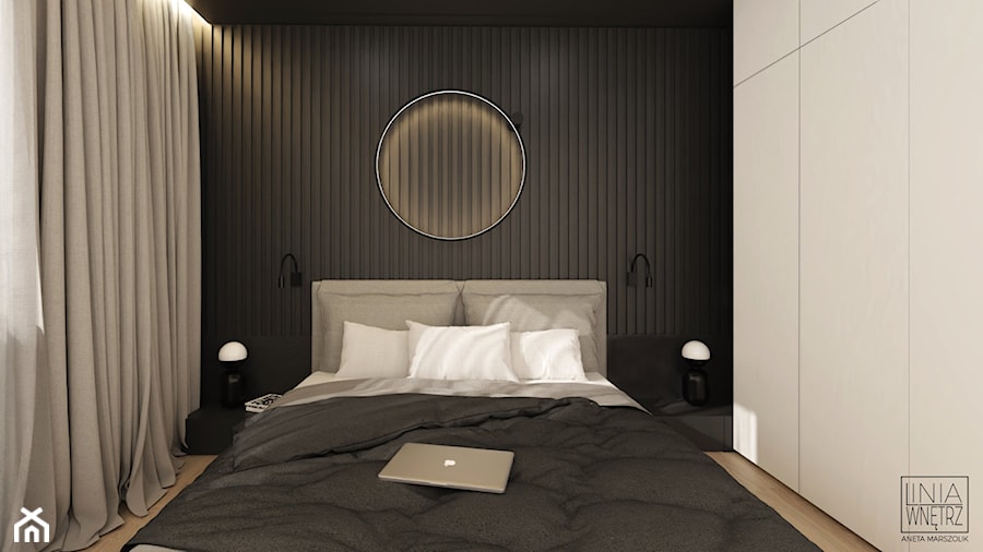 Czarne lamele i sufit w sypialni - zdjęcie od LINIA WNĘTRZ - PROJEKTOWANIE WNĘTRZ DOMÓW I MIESZKAŃ