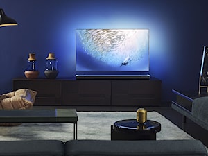 Jaki telewizor kupić w 2021 roku? Zobacz 3 modele z systemem Ambilight