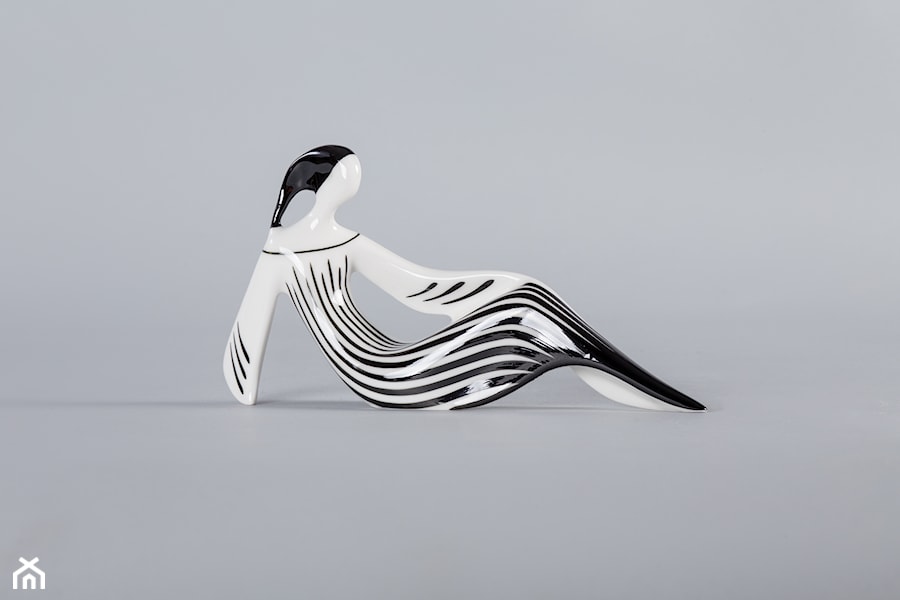 Relaks - figurka porcelanowa - zdjęcie od Fabryka Porcelany AS Ćmielów