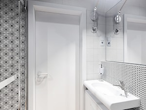 Mała łazienka - biało czarna klasyka, płytki z geometrycznym wzorem - 2,9 mkw! - zdjęcie od PROJEKT express
