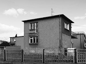przebudowa domu z lat 60-tych - kostka polska - Domy - zdjęcie od Architekci