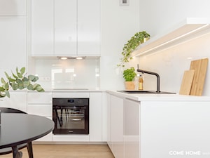 Kuchnia w bieli - zdjęcie od COME HOME architects
