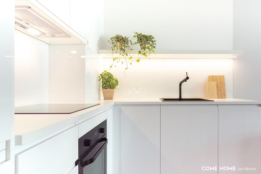 Kuchnia w bieli - zdjęcie od COME HOME architects