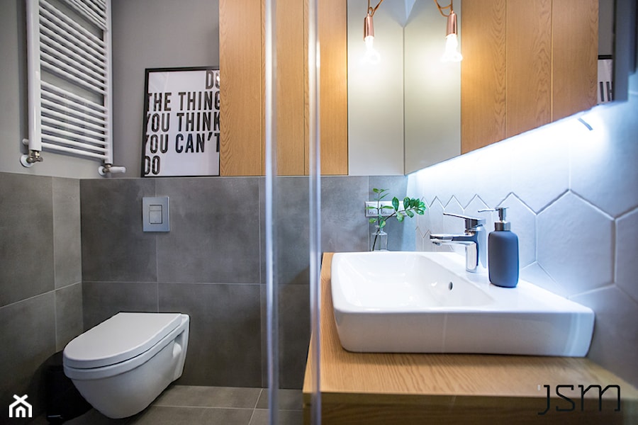 Mała łazienka - Mała bez okna z dwoma umywalkami łazienka, styl nowoczesny - zdjęcie od JSM Architektura Wnętrz