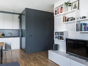 Mieszkanie w Poznaniu 02 - Średni biały salon z jadalnią, styl minimalistyczny - zdjęcie od JSM Architektura Wnętrz
