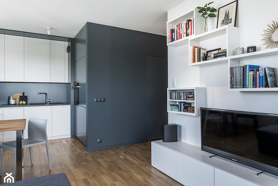 Mieszkanie w Poznaniu 02 - Średni biały salon z jadalnią, styl minimalistyczny - zdjęcie od JSM Architektura Wnętrz