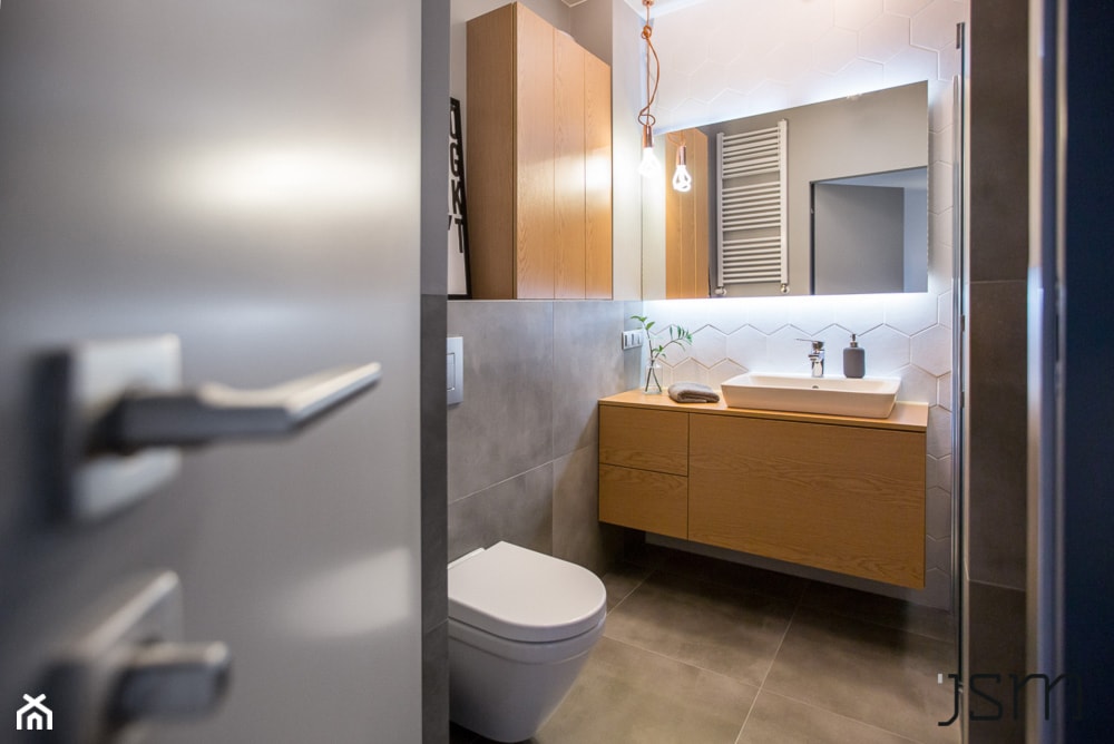 Mała łazienka - Mała bez okna łazienka, styl nowoczesny - zdjęcie od JSM Architektura Wnętrz - Homebook