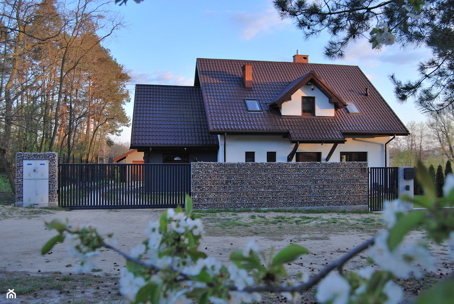 ogrodzenie z gabionów - zdjęcie od Studio Projektowe Łowicz - Homebook