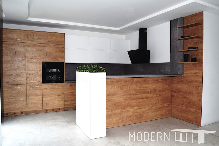 Funkcjonalna zabudowa kuchenna - Kuchnia, styl nowoczesny - zdjęcie od MODERN WIT