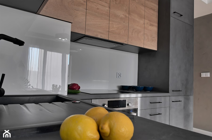 Minimalistyczna otwarta kuchnia - Kuchnia, styl minimalistyczny - zdjęcie od MODERN WIT