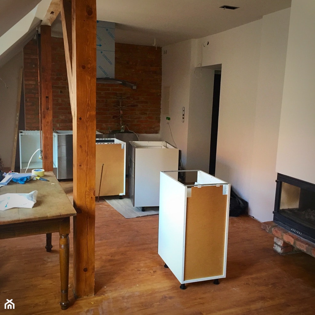 Loftowe mieszkanie w kamienicy - Kuchnia, styl nowoczesny - zdjęcie od Projekt Dom - Homebook