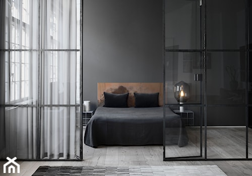 Duża czarna sypialnia, styl nowoczesny - zdjęcie od sfmeble.pl