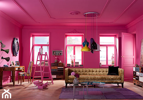 Duży różowy salon, styl glamour - zdjęcie od sfmeble.pl