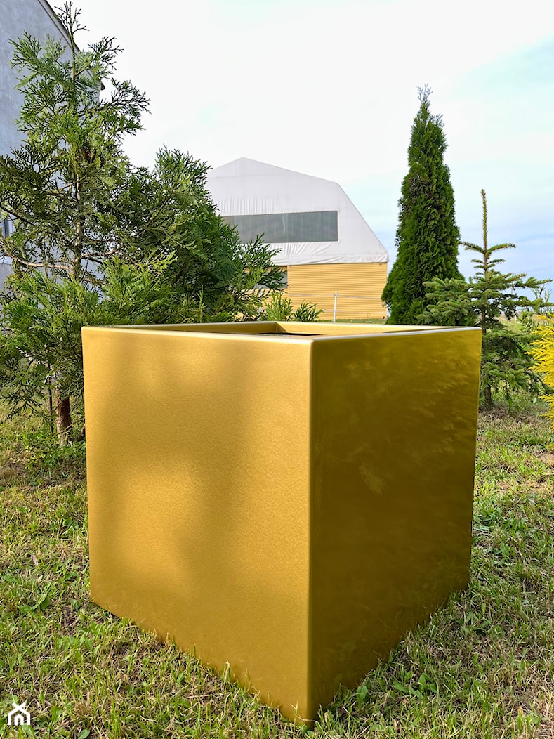 Duża złota donica PREMIUM w stylu glamour - Salon - zdjęcie od Impero - donice na wymiar - Homebook