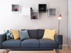 Dwupokojowe mieszkanie w Raciborzu - Średni biały salon, styl nowoczesny - zdjęcie od nanoSTUDIO